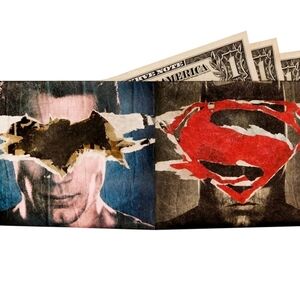 Batman VS Superman Mighty Wallet - Loot Crate EXCLUSIVE DC Comics  NEW
